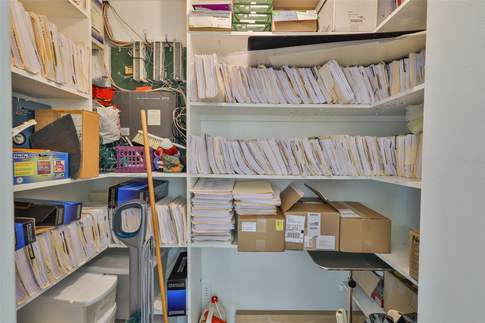 POMEROYS ADD J B - Commercial Sale