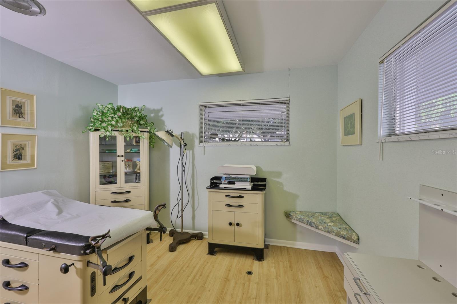 POMEROYS ADD J B - Commercial Sale