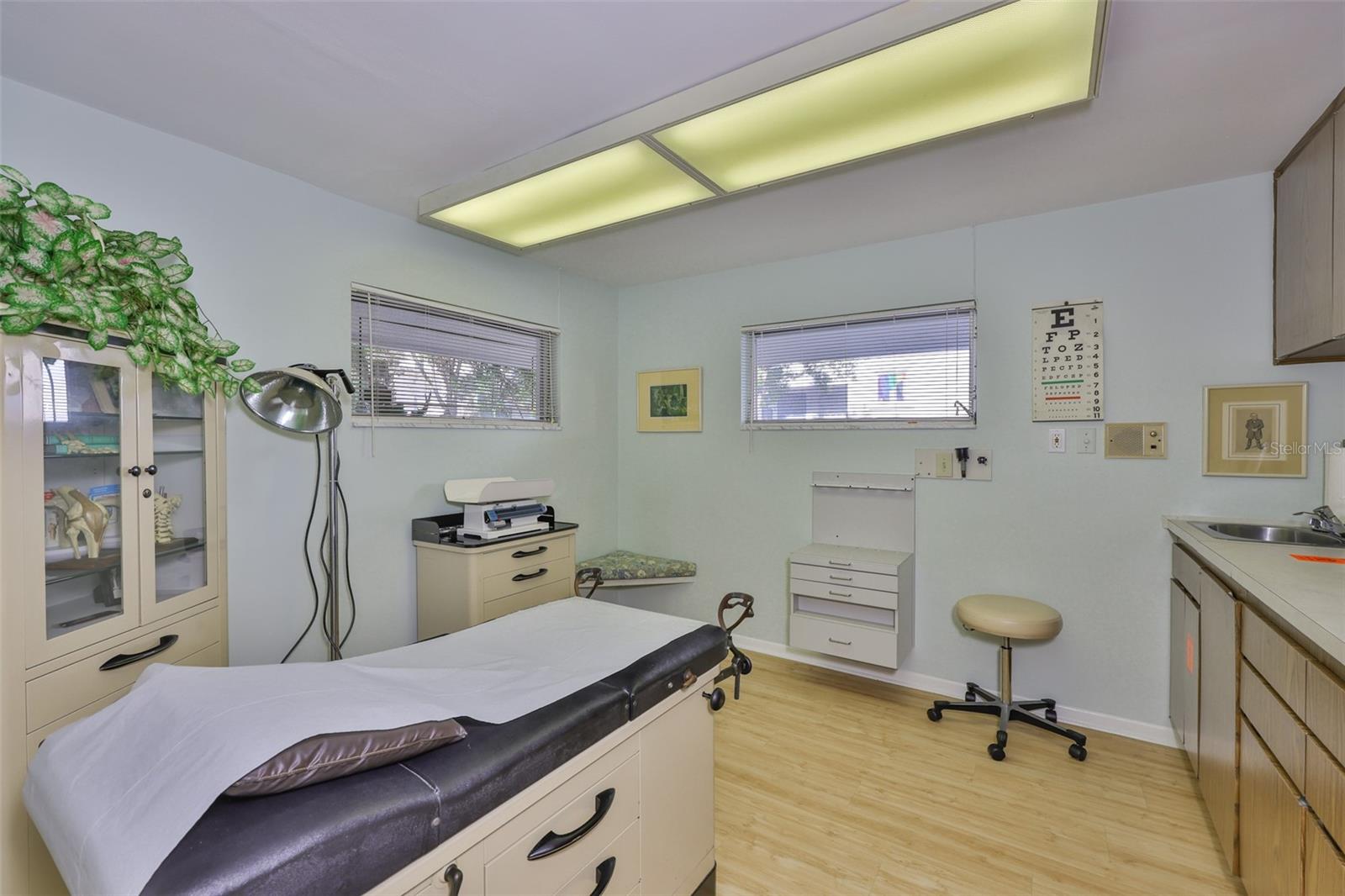 POMEROYS ADD J B - Commercial Sale