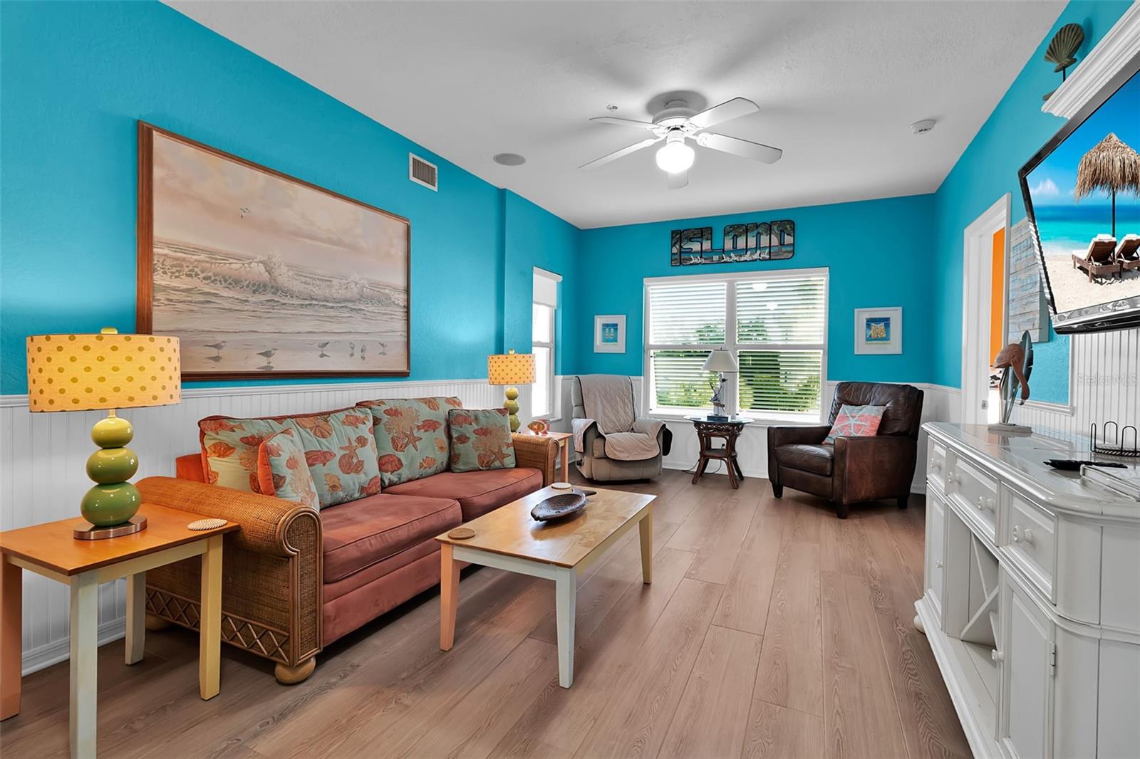 SARASOTA BEACH - Residential Income