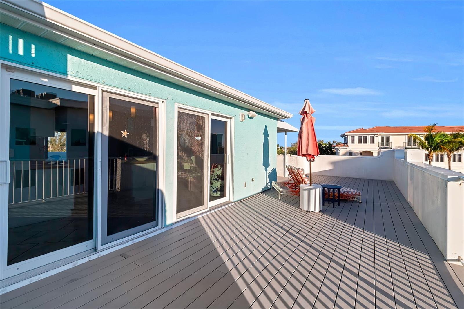 SARASOTA BEACH - Residential Income