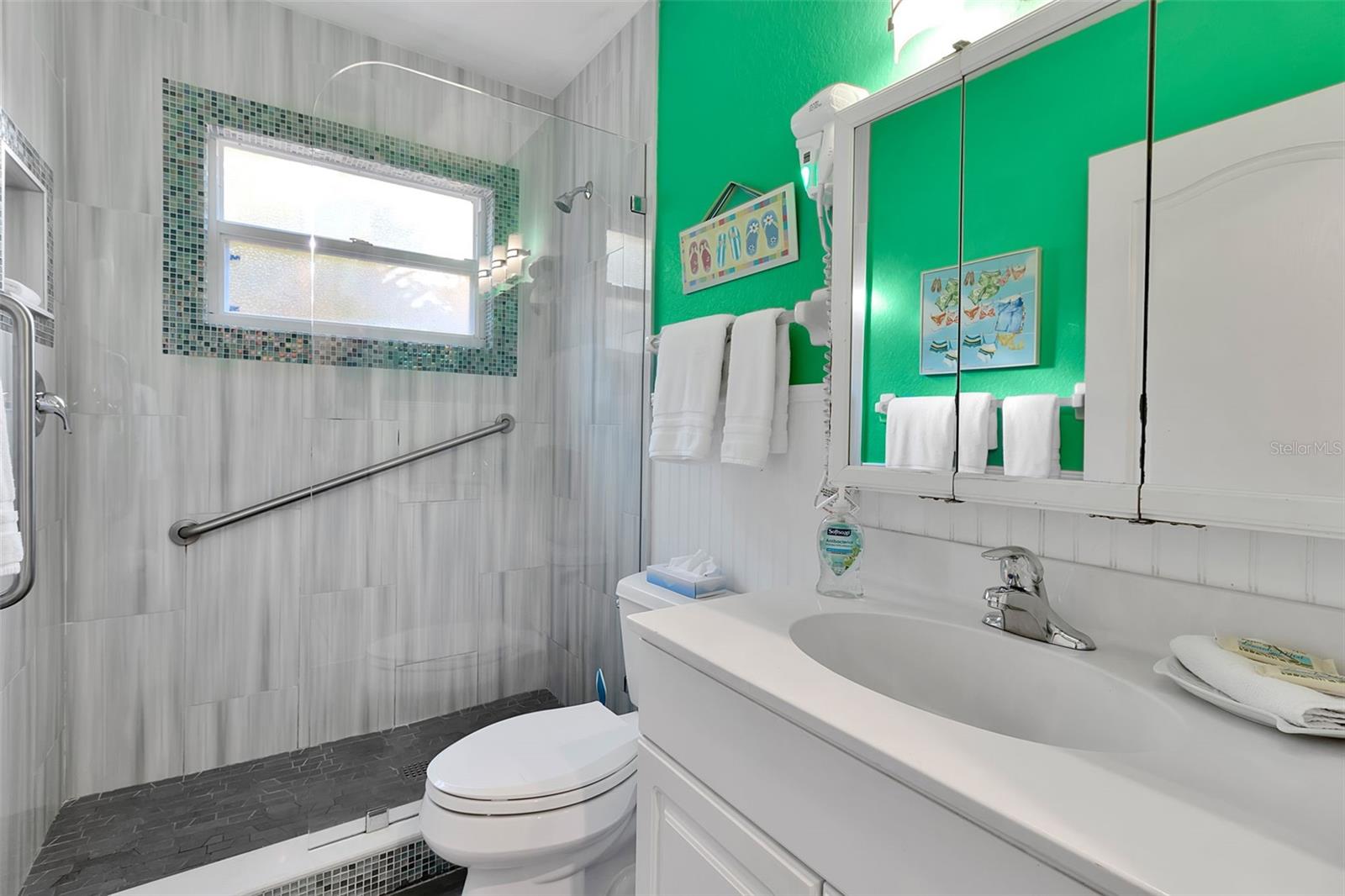 SARASOTA BEACH - Residential Income