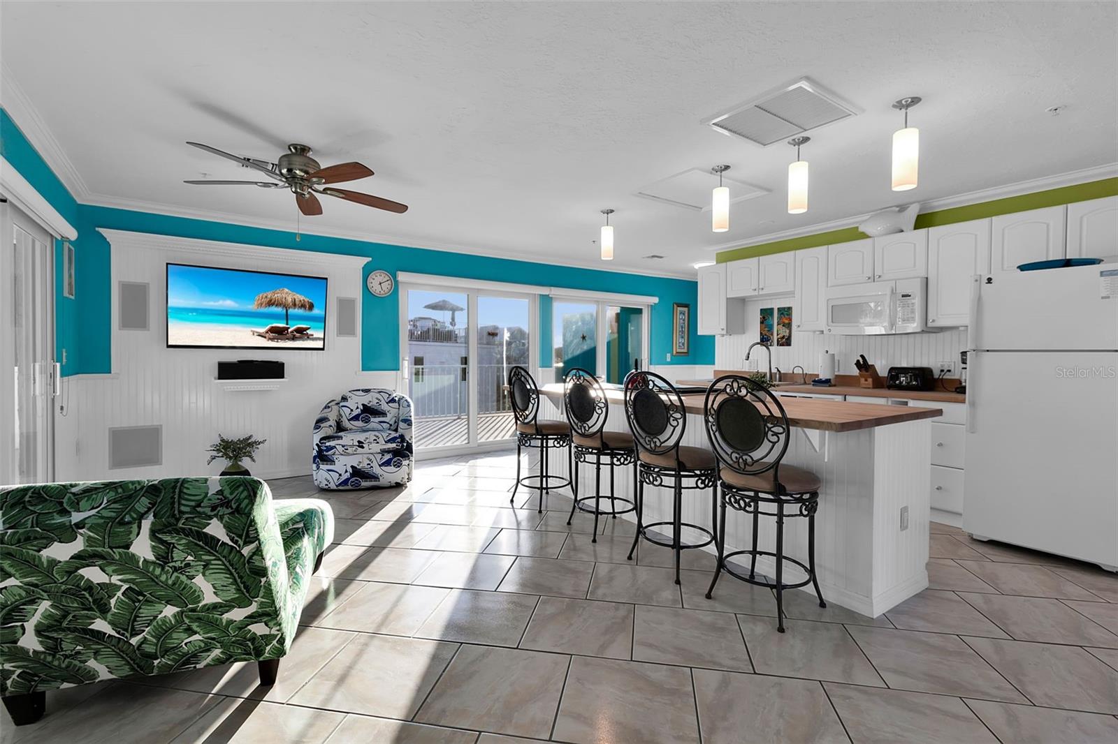 SARASOTA BEACH - Residential Income