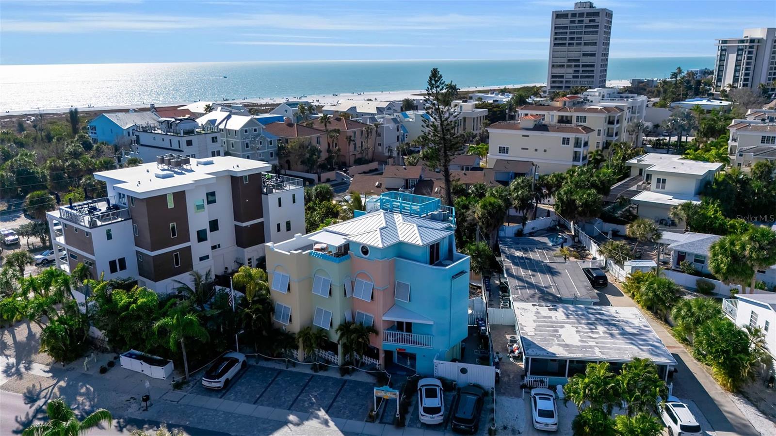 5322 CALLE DE LA SIESTA