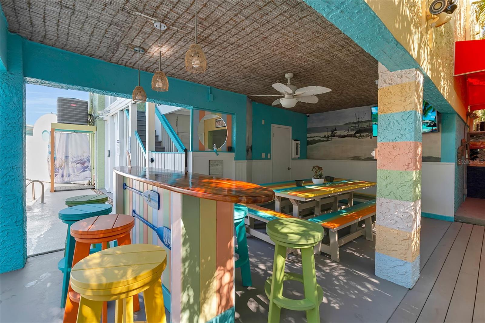 SARASOTA BEACH - Residential Income