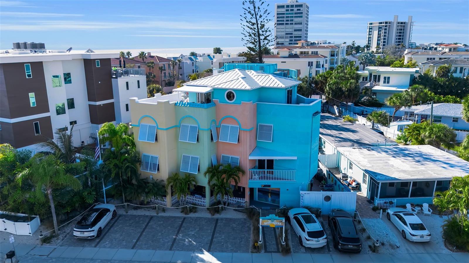 5322 CALLE DE LA SIESTA