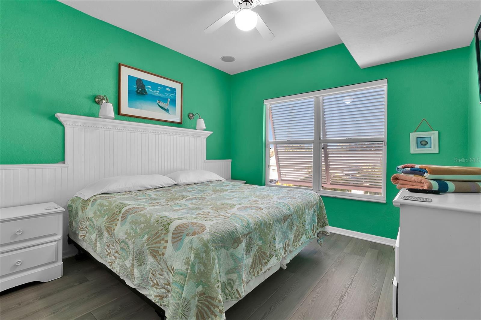 SARASOTA BEACH - Residential Income