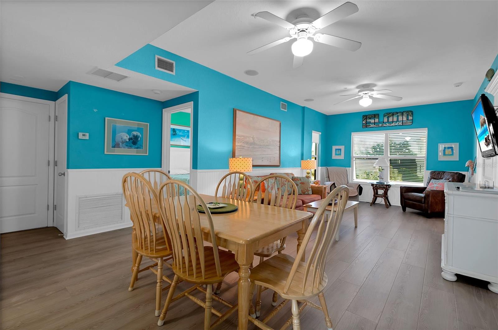 SARASOTA BEACH - Residential Income