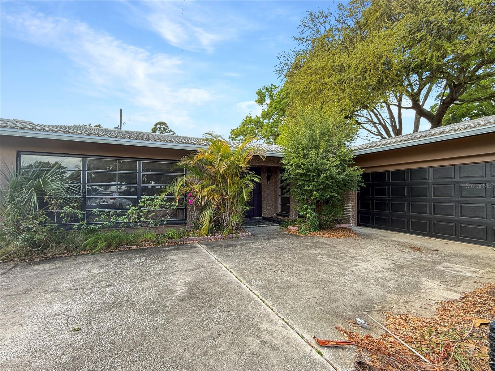 IMPERIAL PARK - Residential