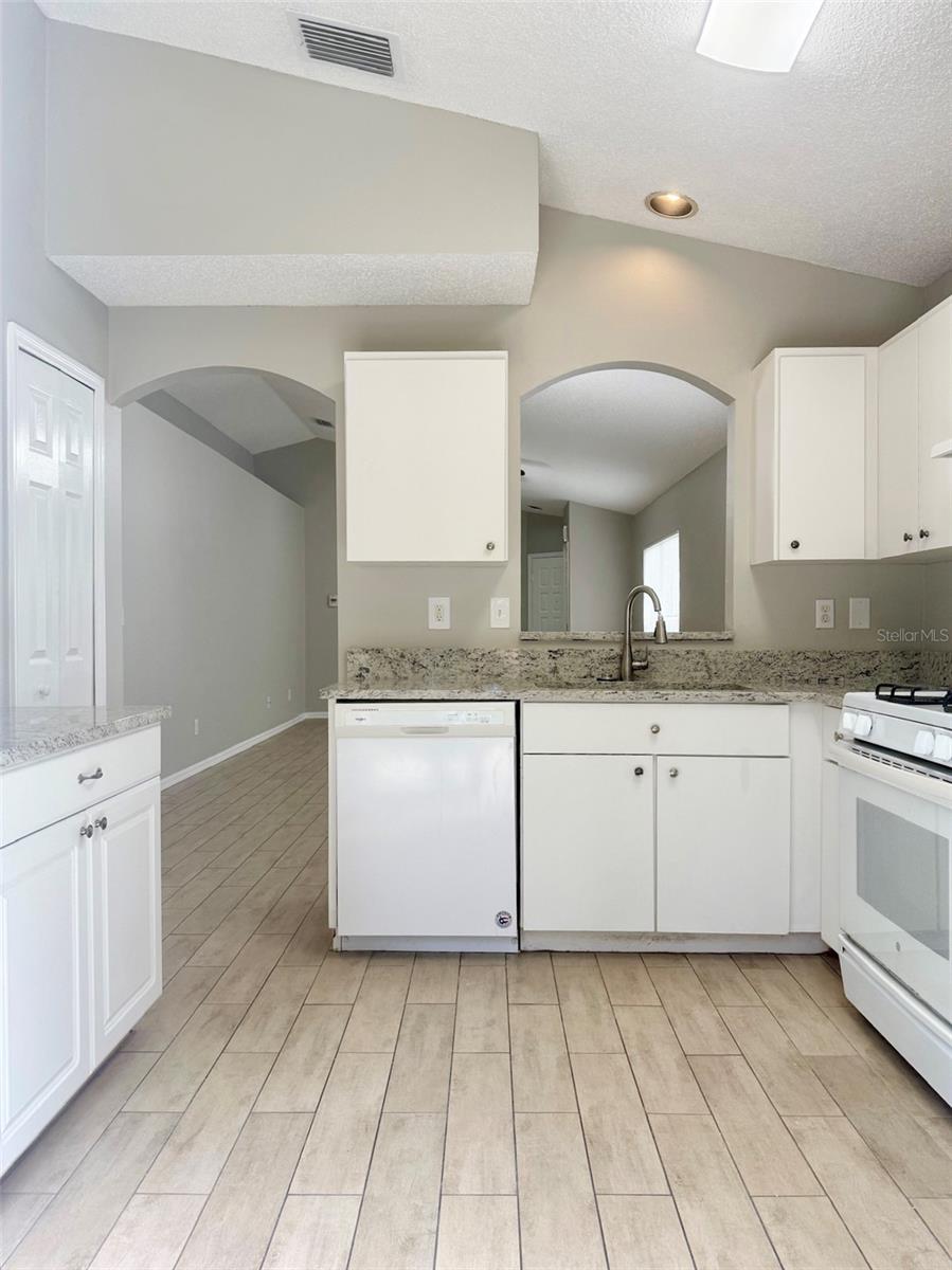 WESLEY POINTE PH 02 & 03 - Residential Lease