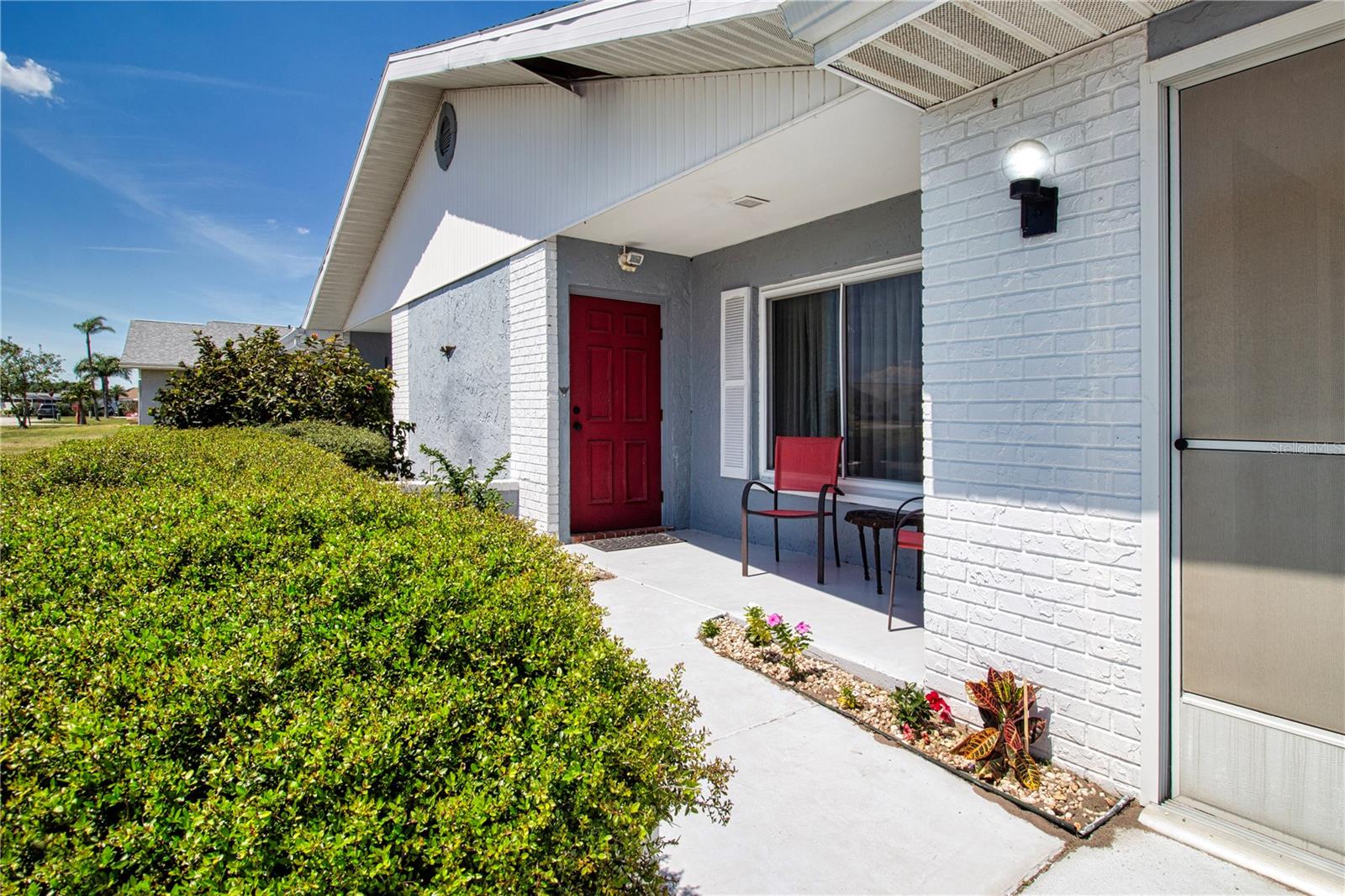 322 CLUB MANOR DRIVE