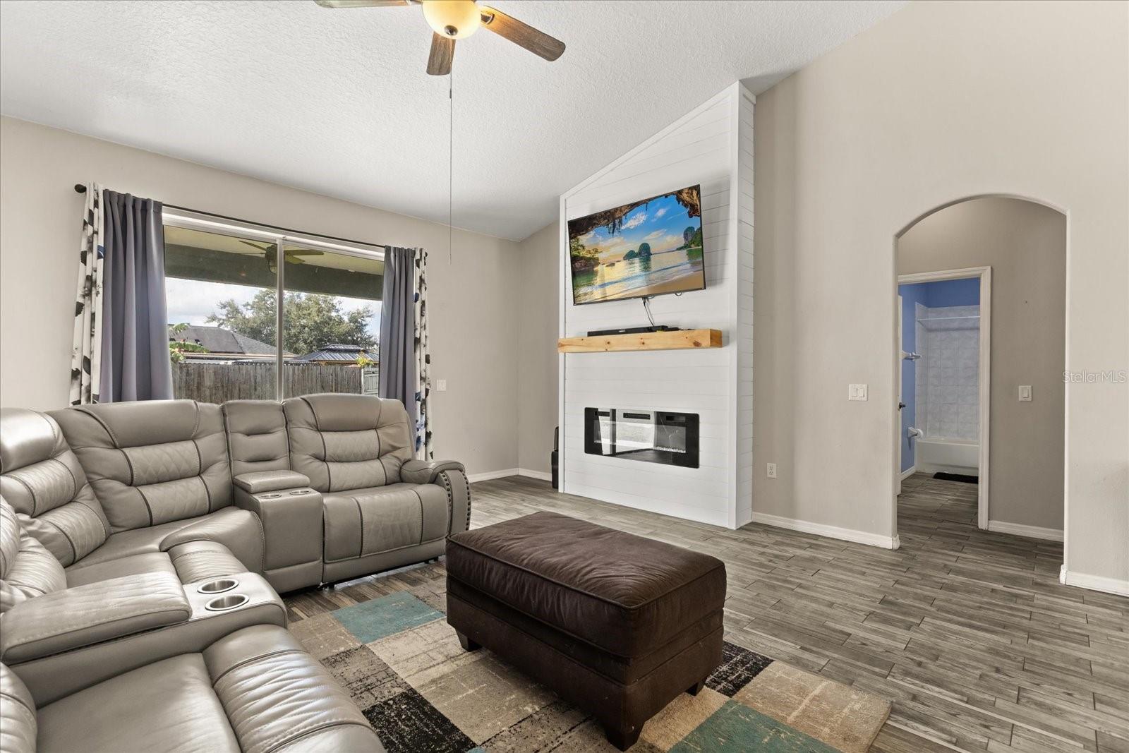 ROCKET CITY - Residential