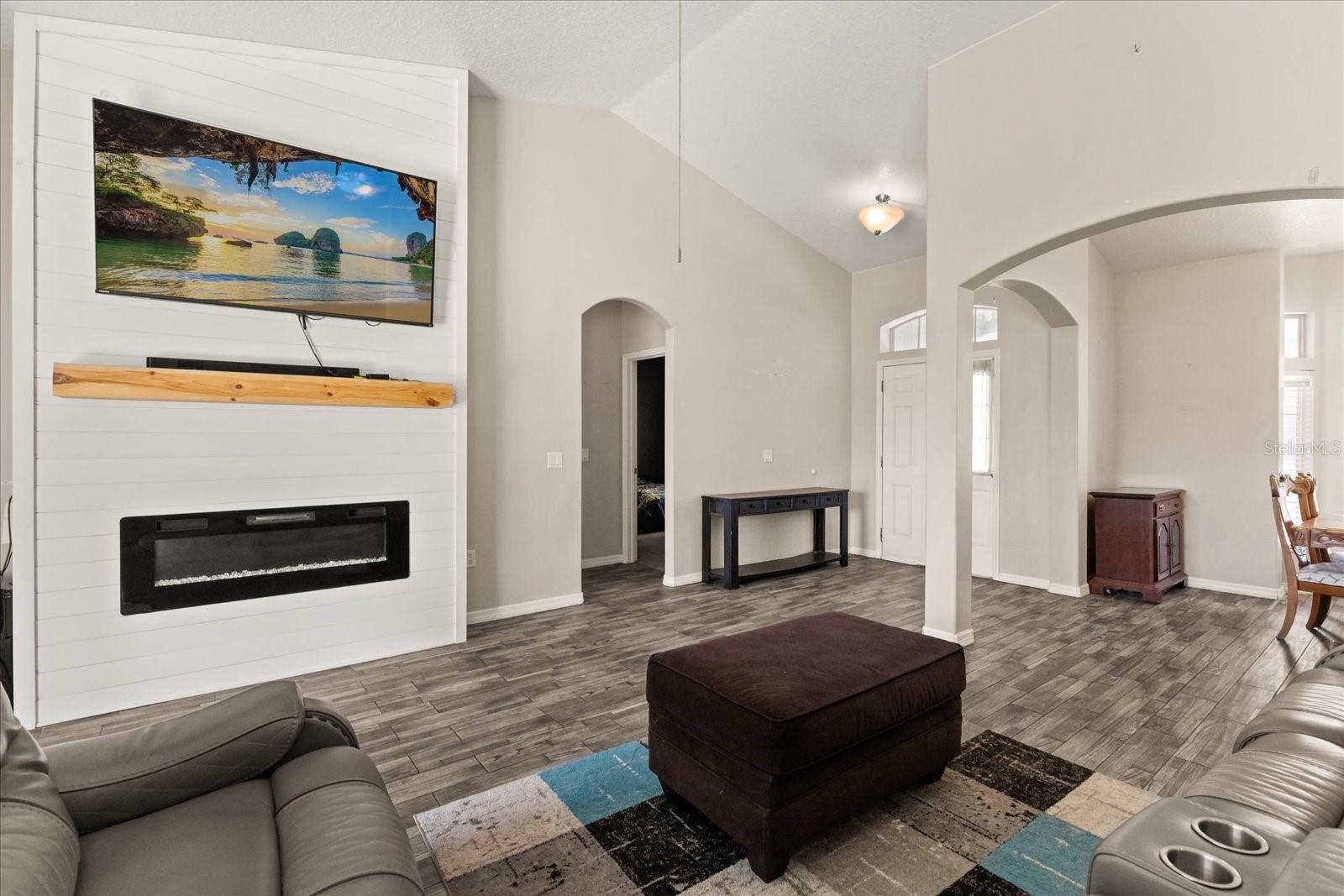 ROCKET CITY - Residential