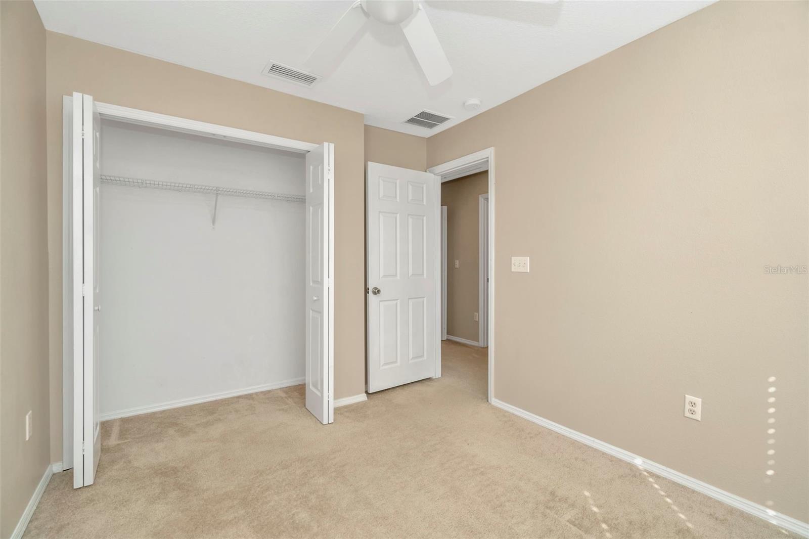 EDGEWATER AT LAKE BRANDON - Residential