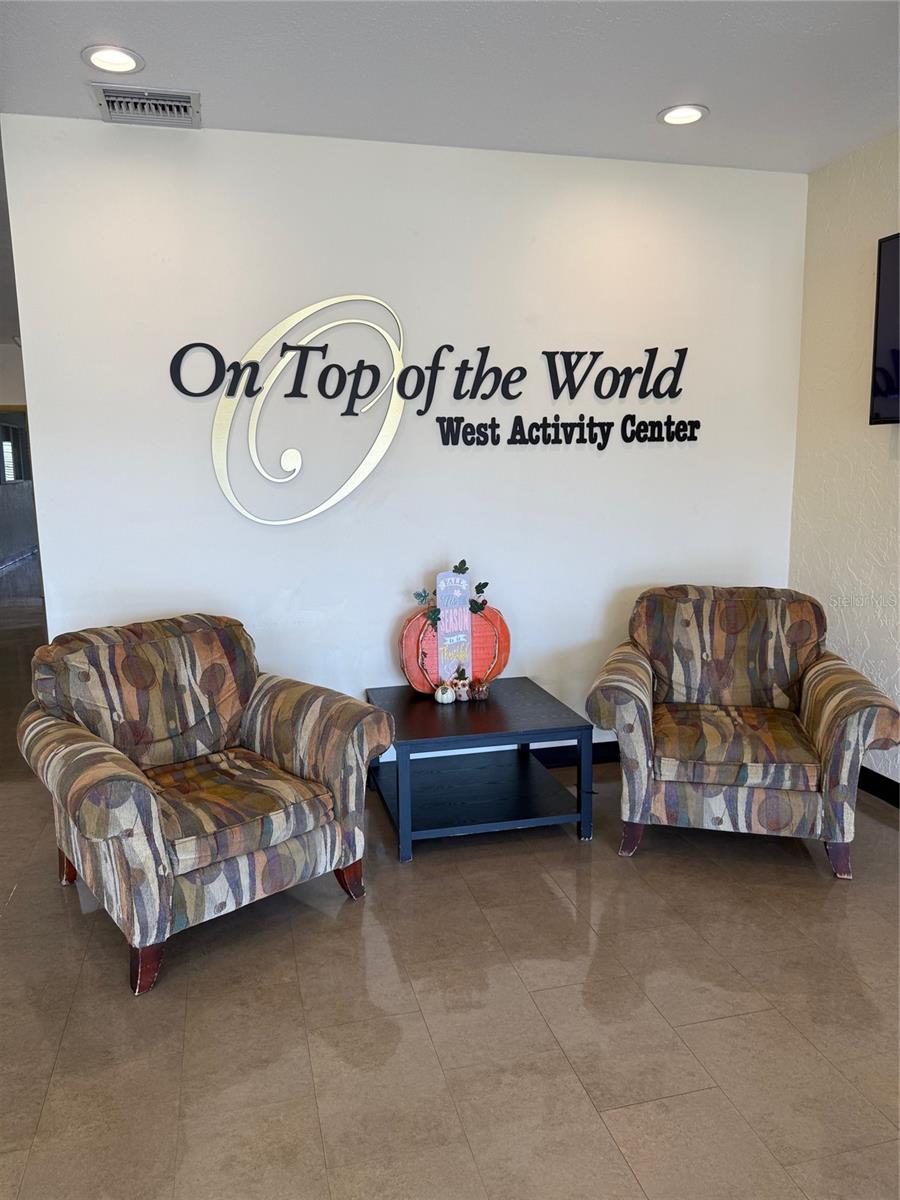 ON TOP OF THE WORLD - Residential