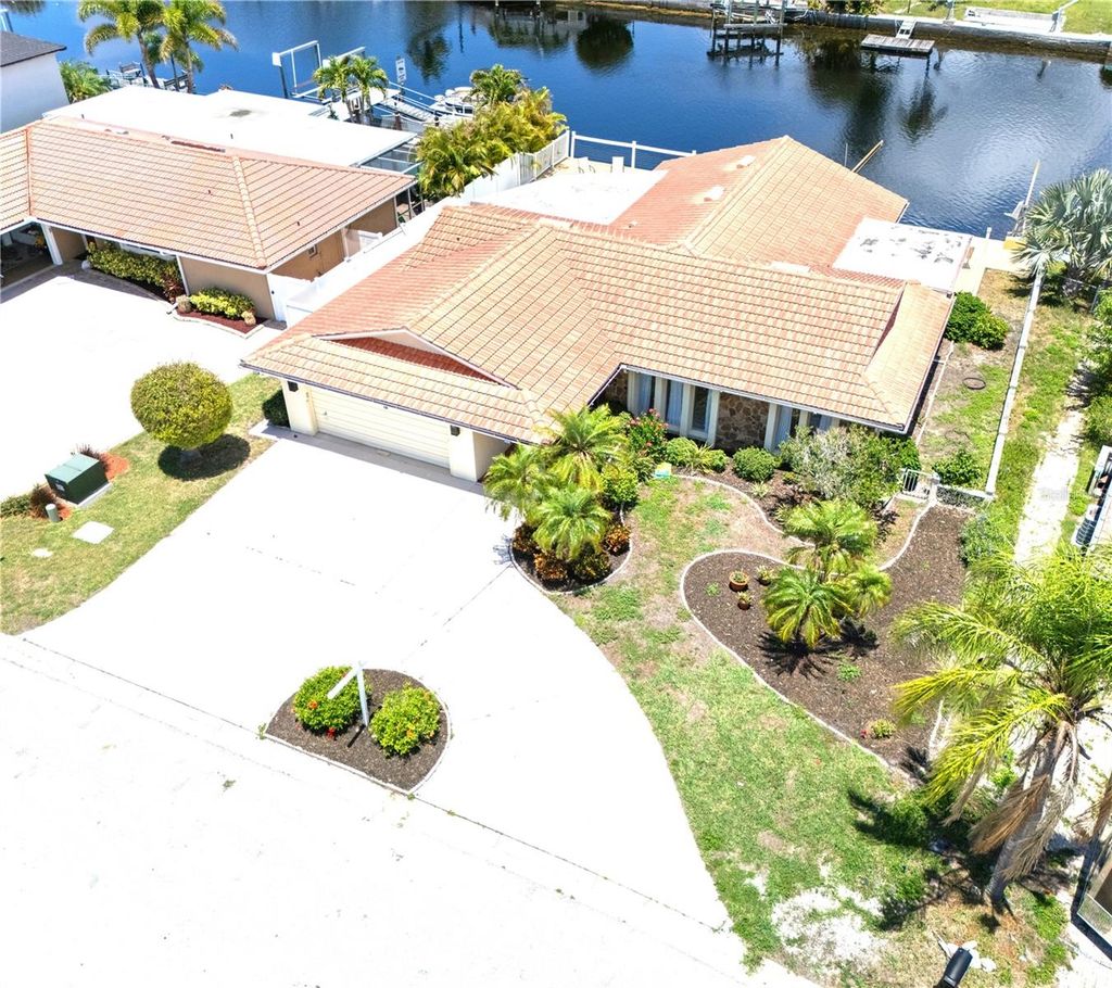 Photo of 3517 Seaway Drive, New Port Richey, FL 34652 (MLS # W7886065)
