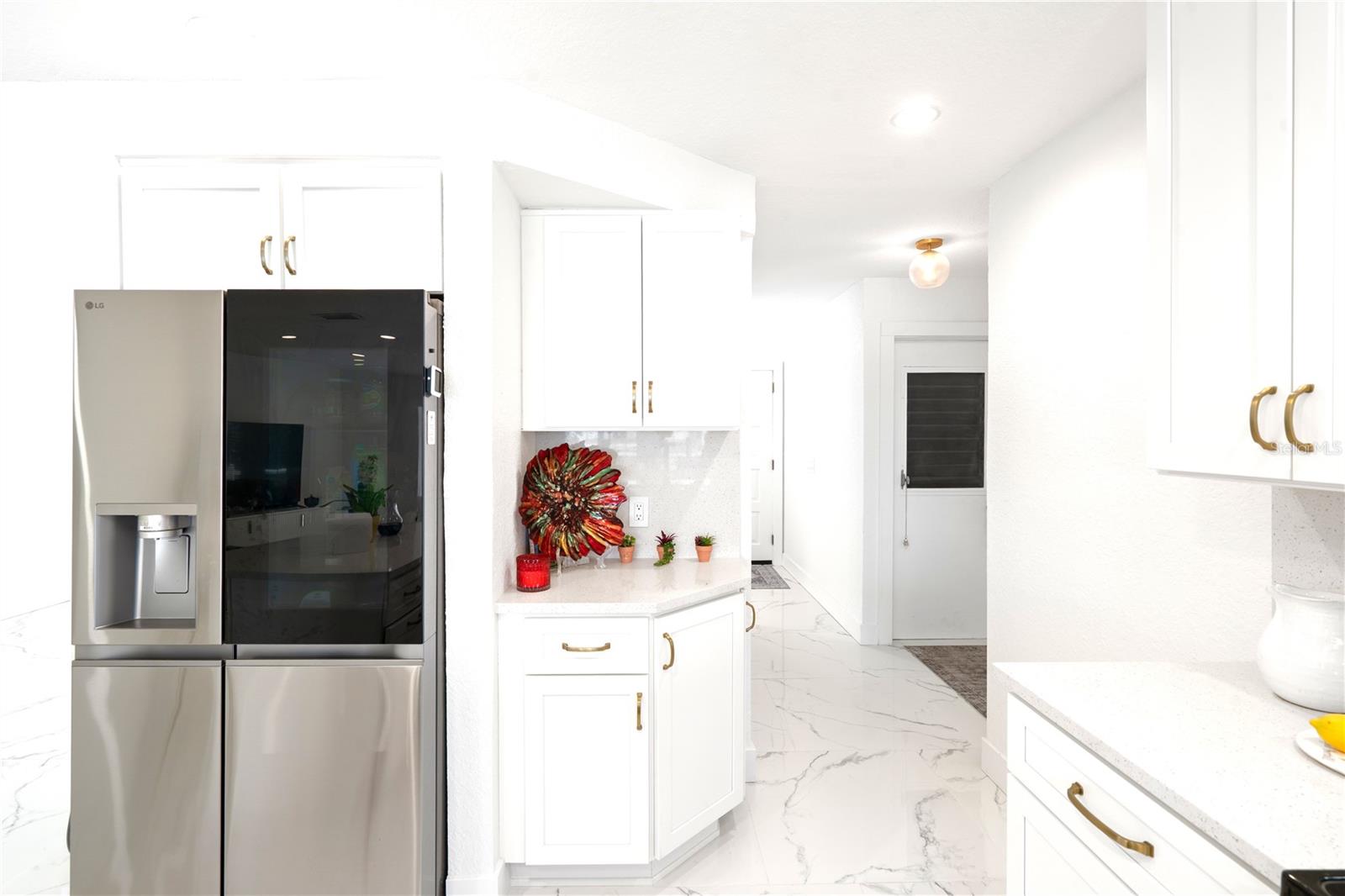 FLOR A MAR - Residential