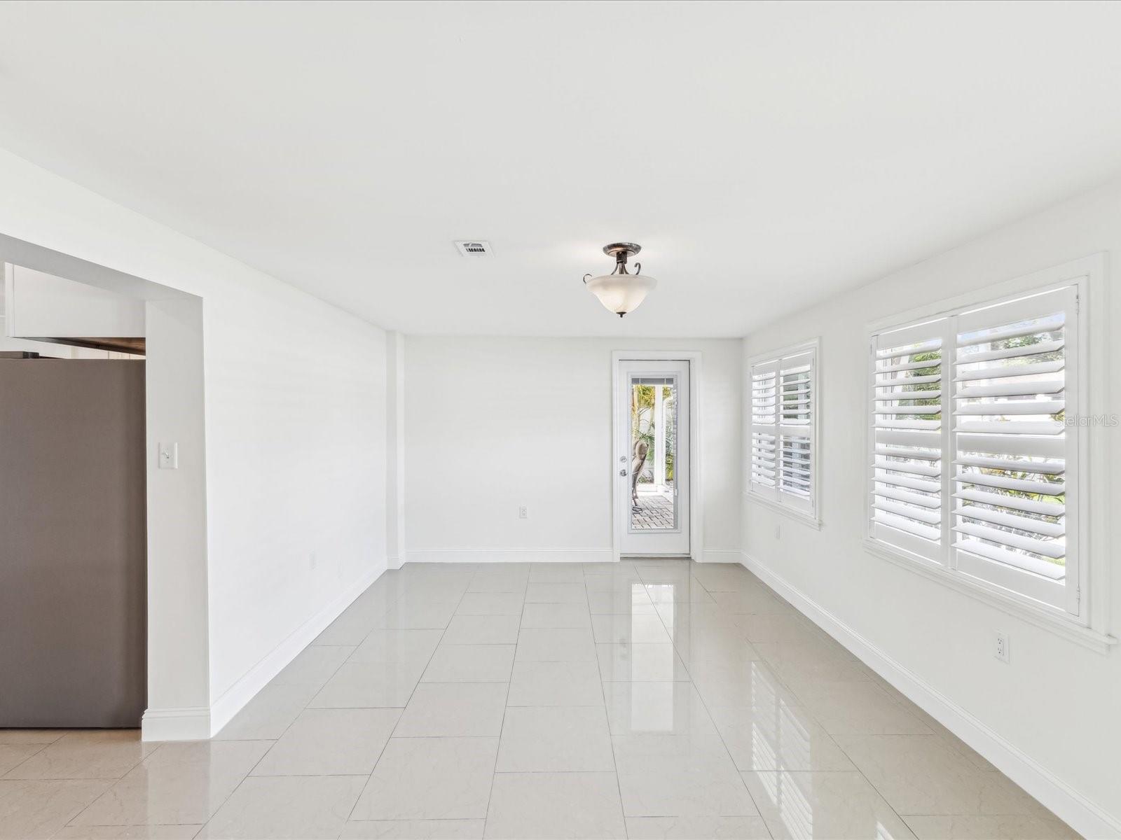 HARBOR HILLS 2ND ADD - Residential Lease