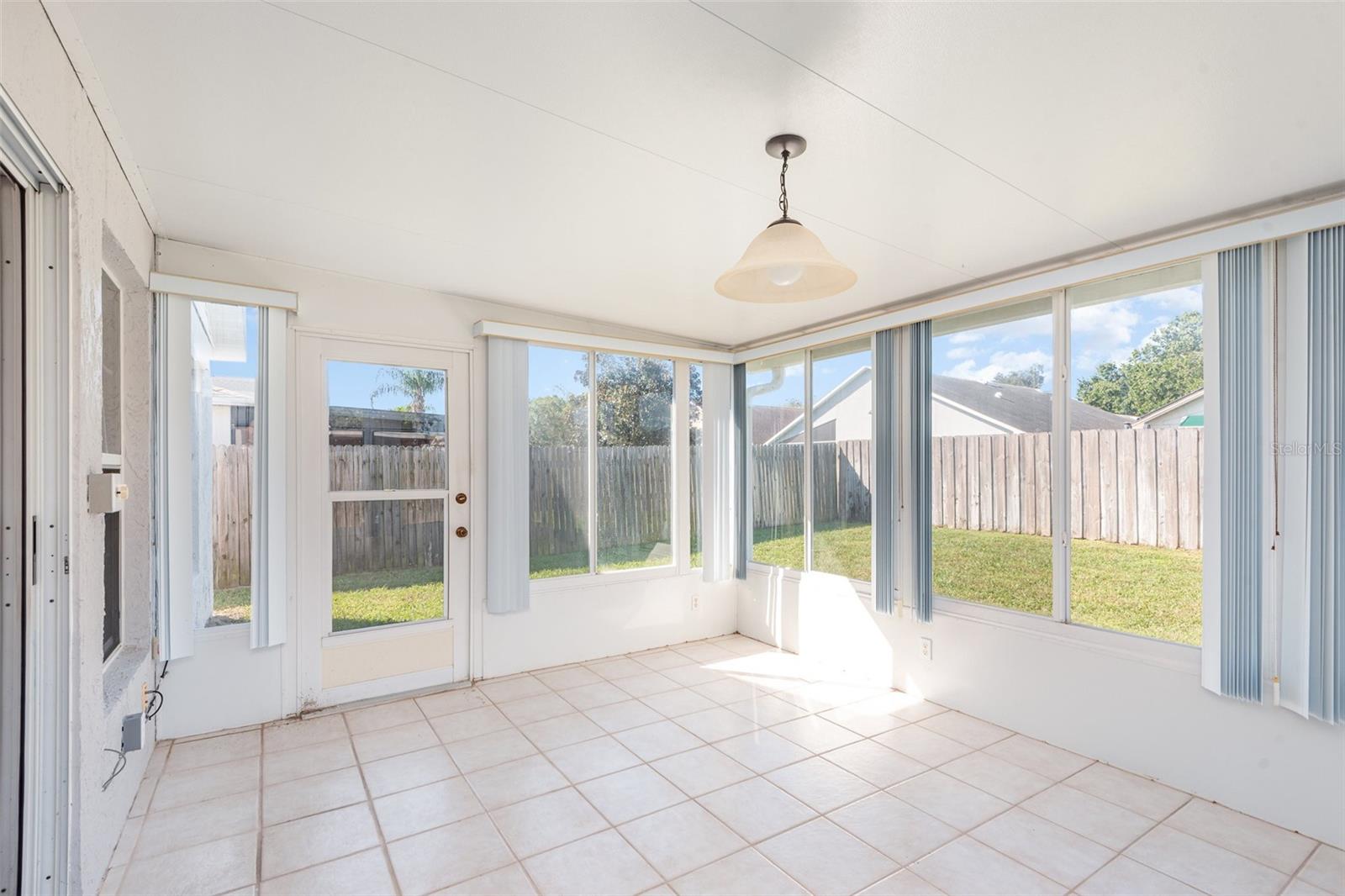 CHASE GROVES UNIT 10 - Residential