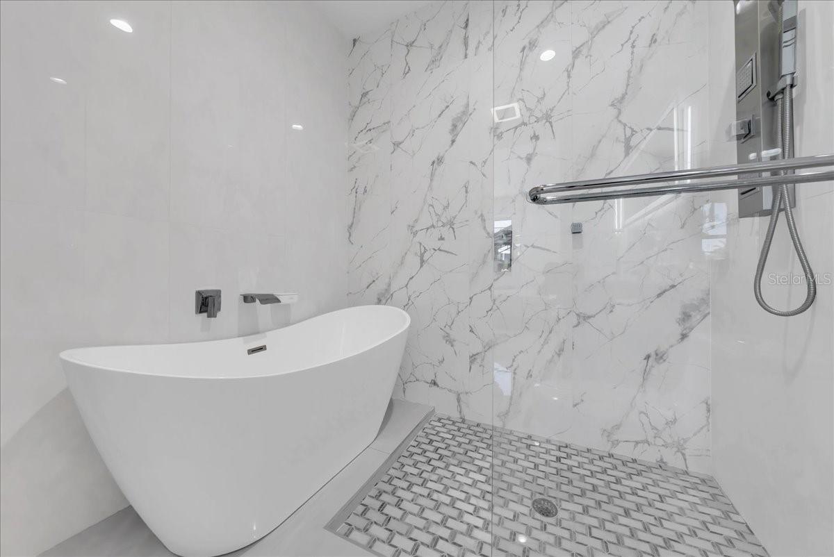 SOUTHWOOD - Residential