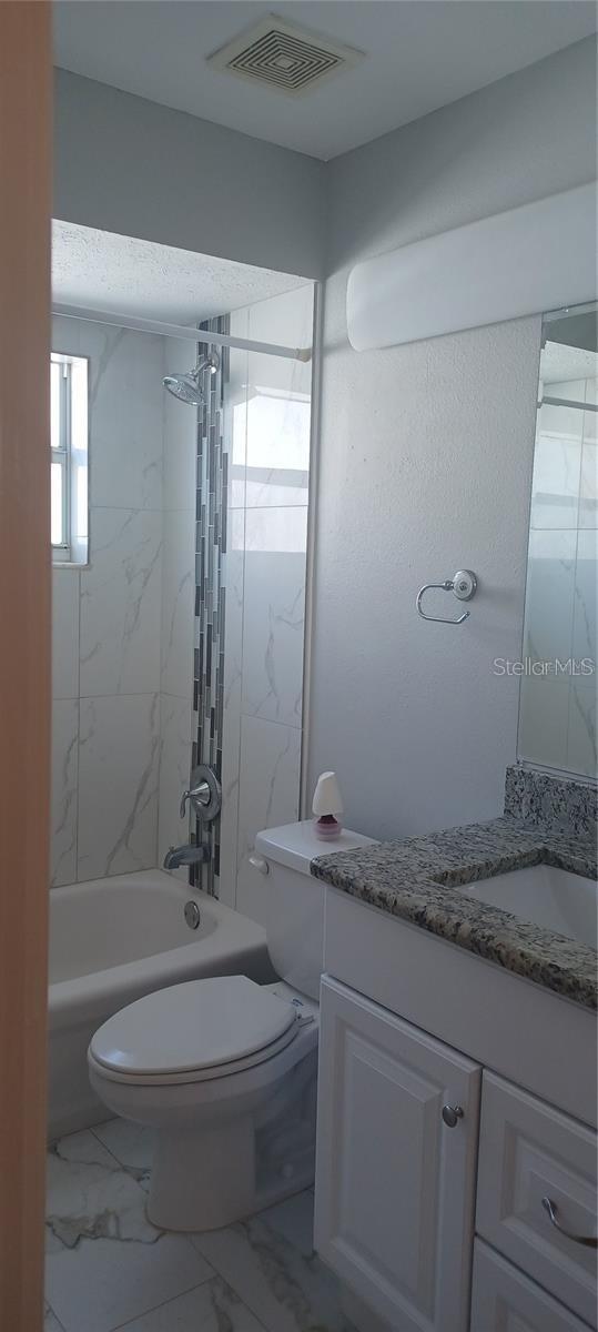 OAKS AT RIVER RIDGE - Residential Lease