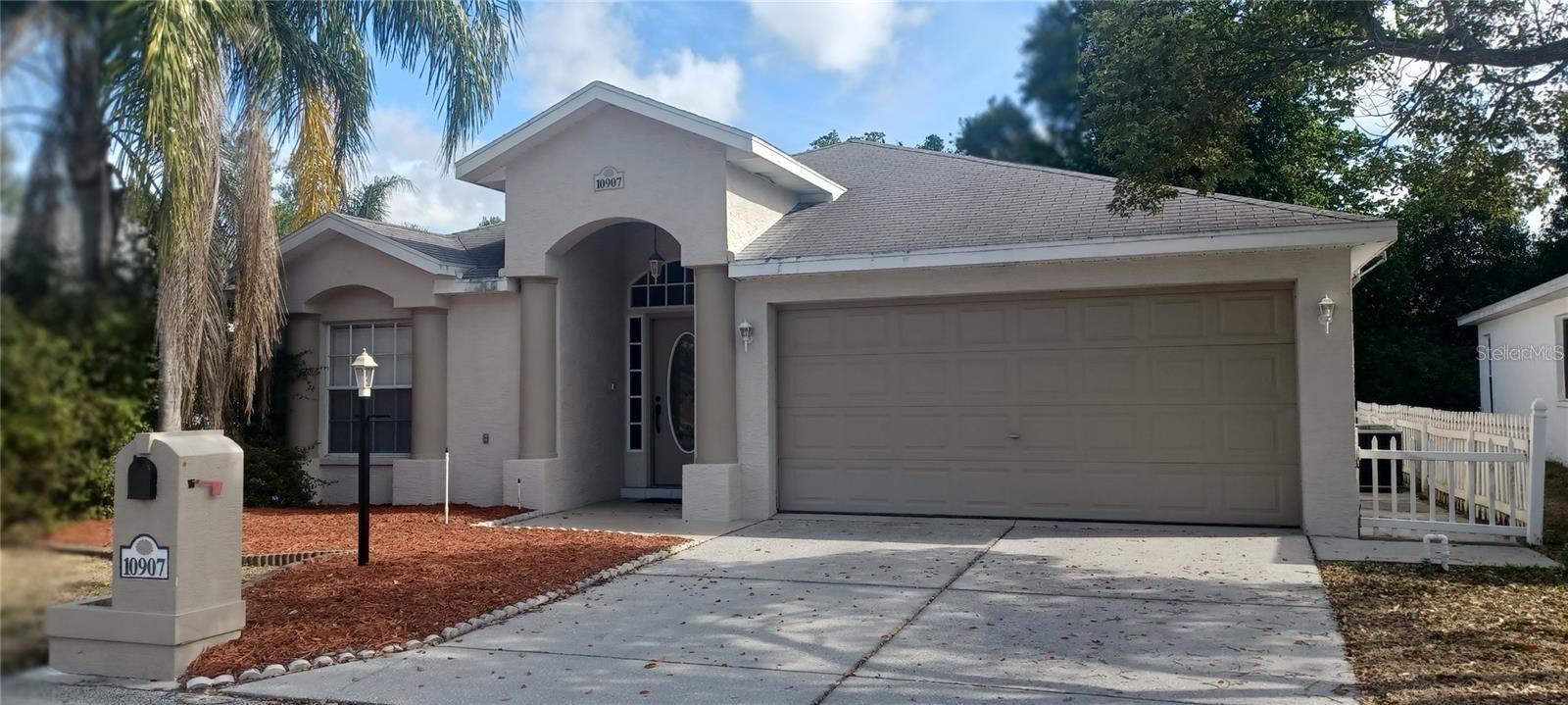 OAKS AT RIVER RIDGE - Residential Lease