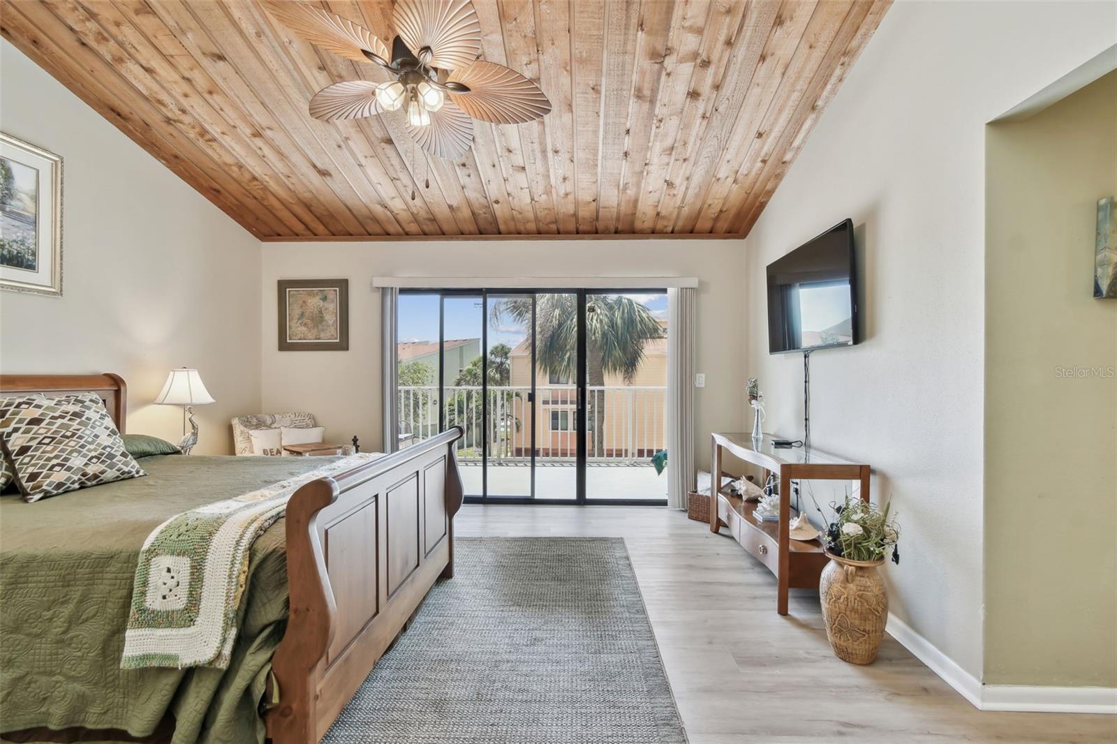 VILLAGE OF PARADISE ISLAND - Residential Lease