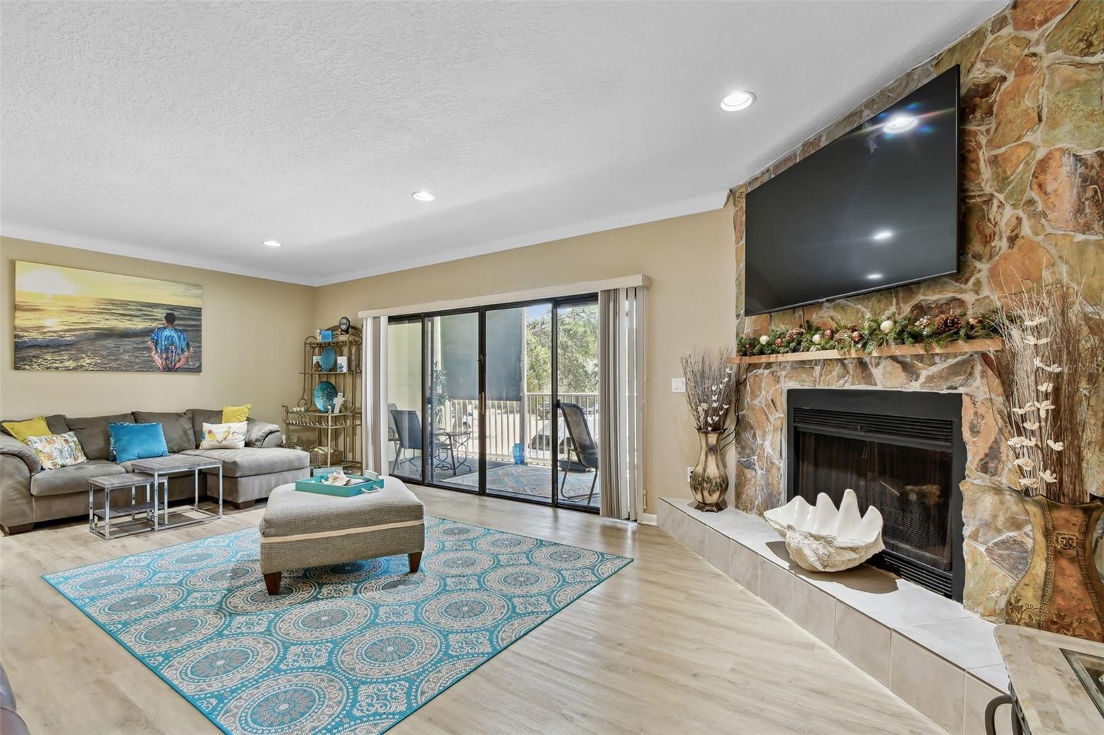 VILLAGE OF PARADISE ISLAND - Residential Lease