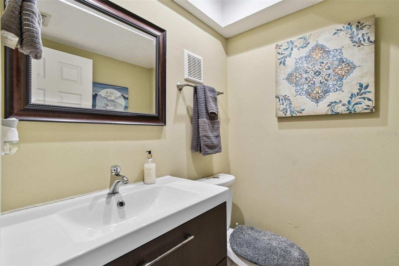 VILLAGE OF PARADISE ISLAND - Residential Lease
