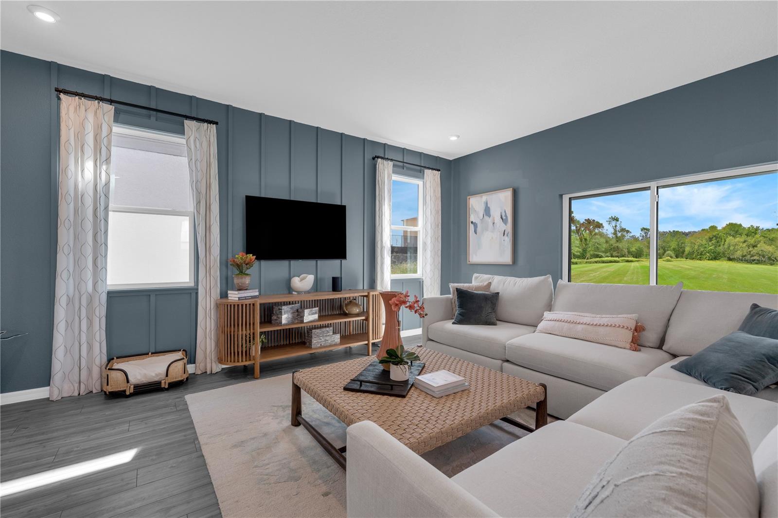 OAKFIELD TRAILS - Residential