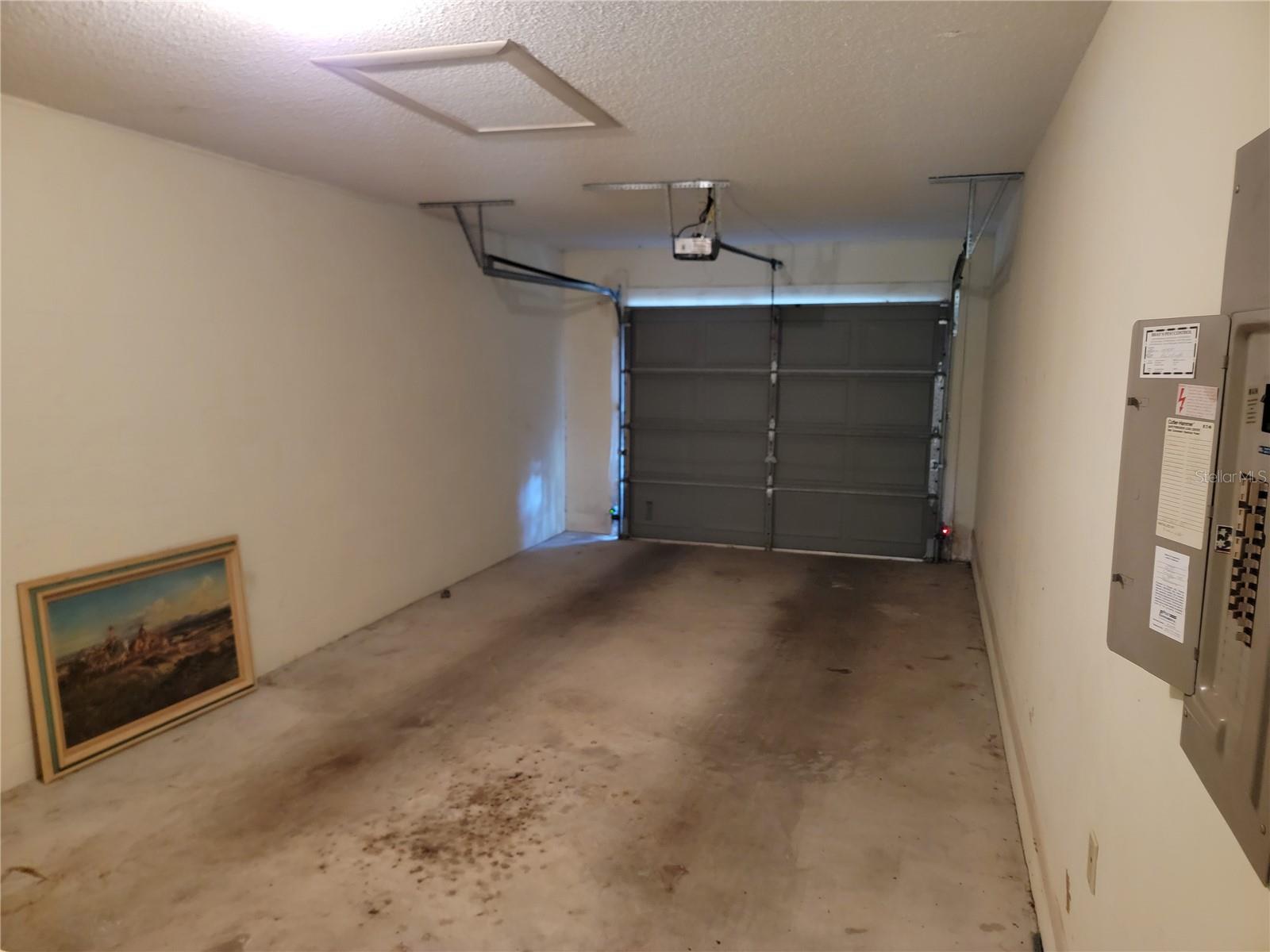 ON TOP OF THE WORLD - Residential