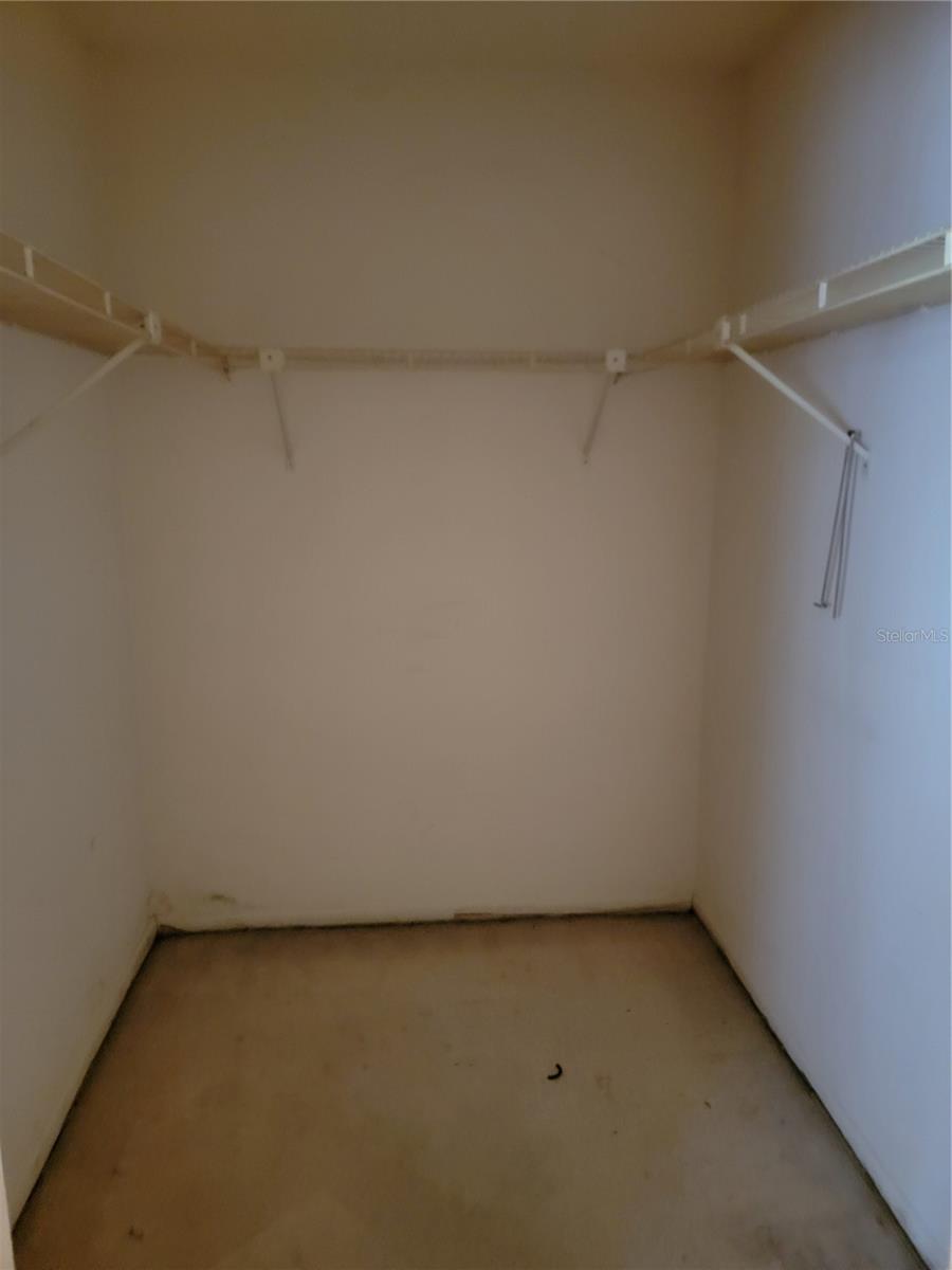 ON TOP OF THE WORLD - Residential