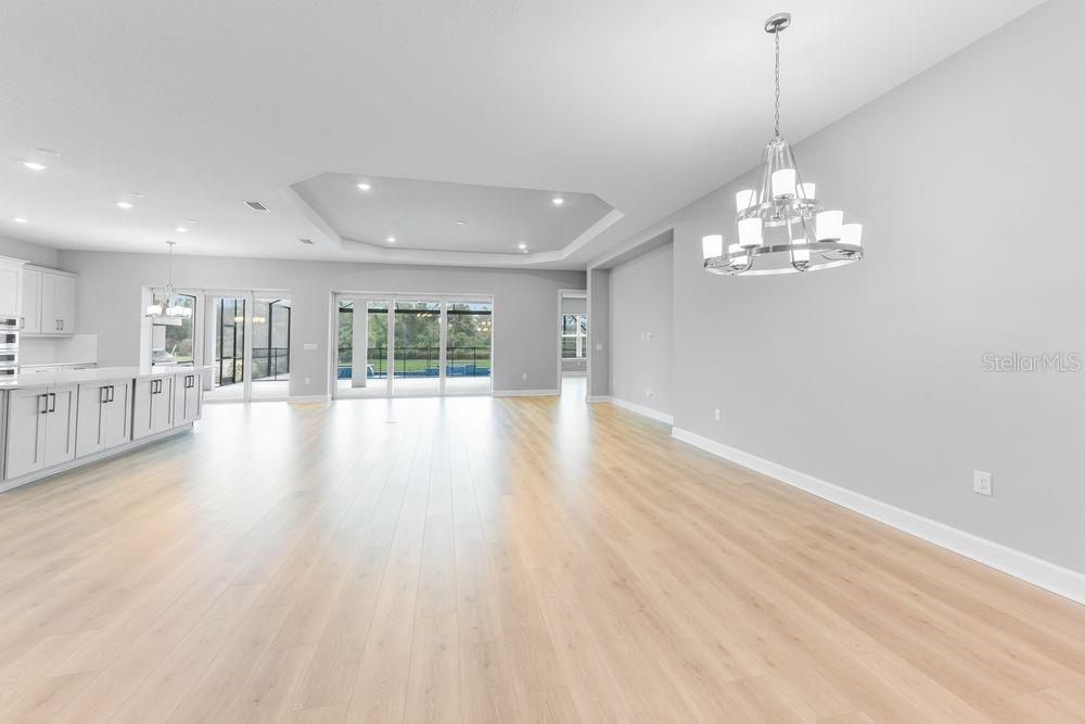 AZARIO ESPLANADE - Residential