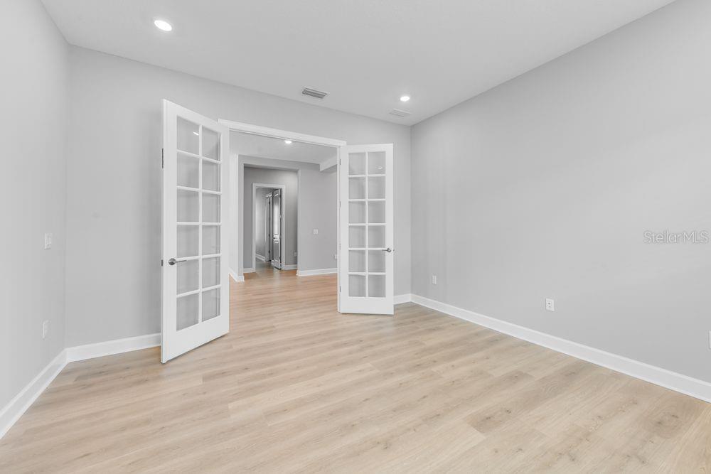 AZARIO ESPLANADE - Residential