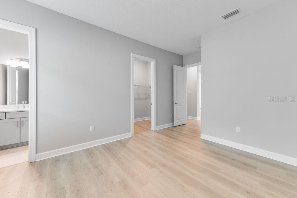 AZARIO ESPLANADE - Residential