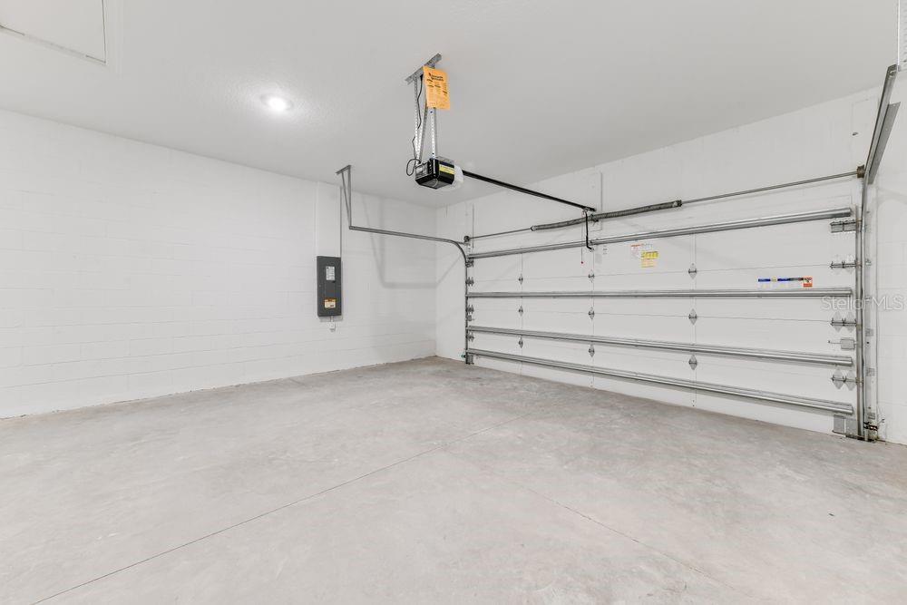 AZARIO ESPLANADE - Residential