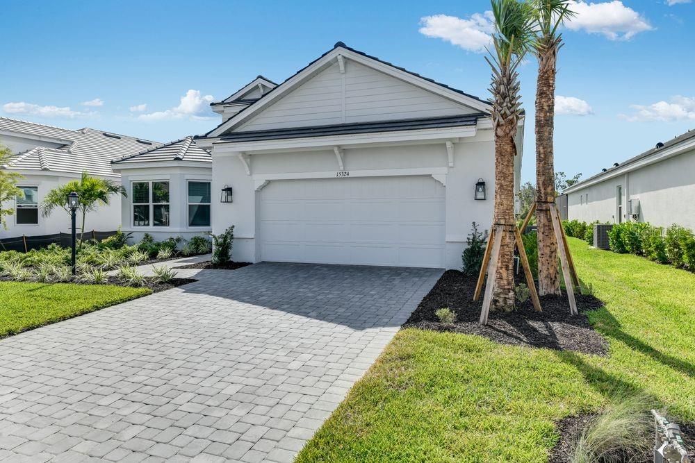 AZARIO ESPLANADE - Residential