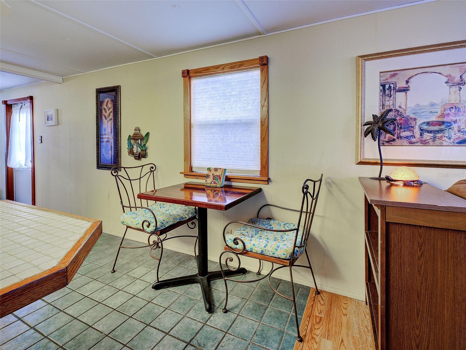 OAK GROVE - Residential