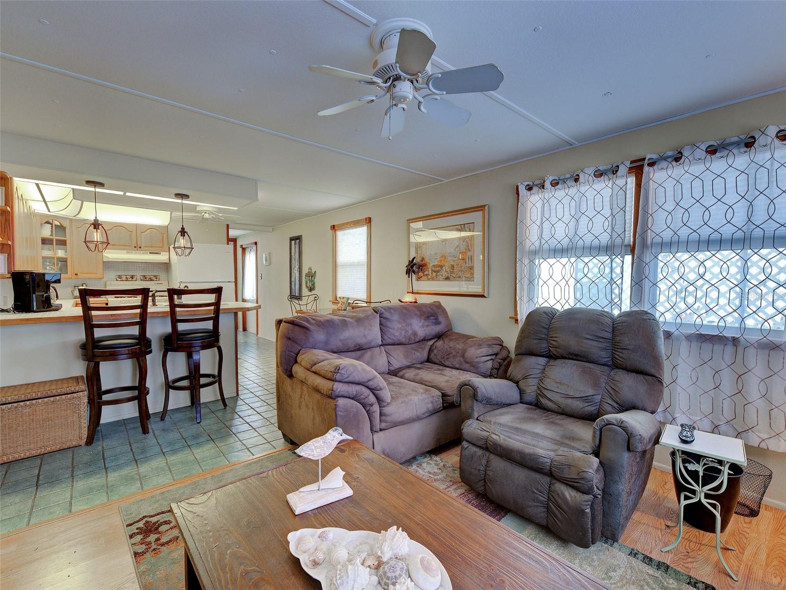 OAK GROVE - Residential