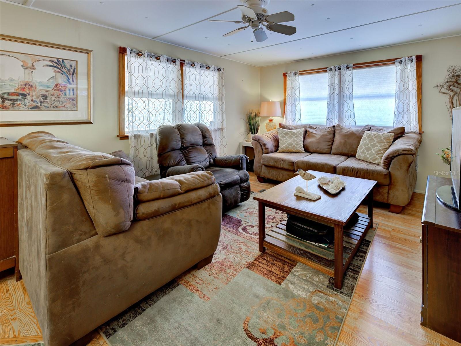 OAK GROVE - Residential