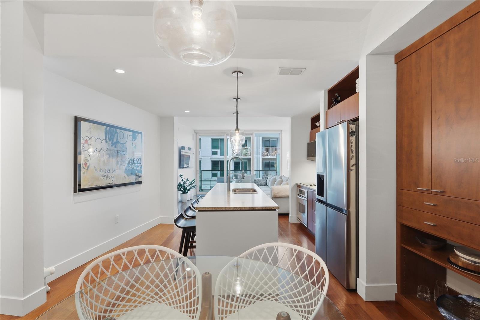 THE PLACE AT CHANNELSIDE A CON - Residential