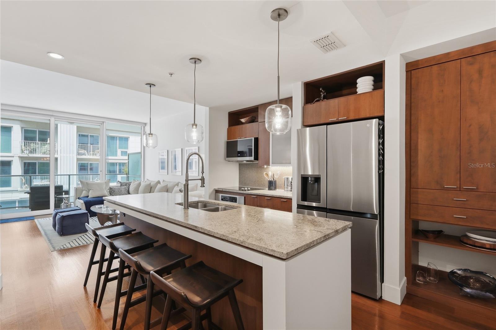 THE PLACE AT CHANNELSIDE A CON - Residential