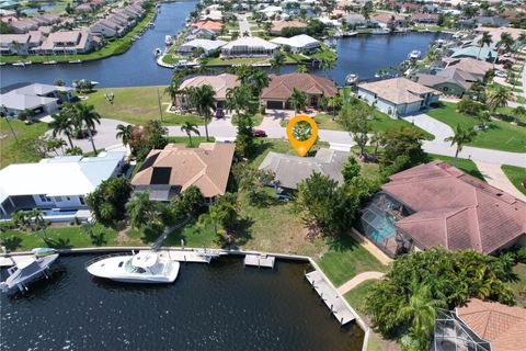 A home in PUNTA GORDA