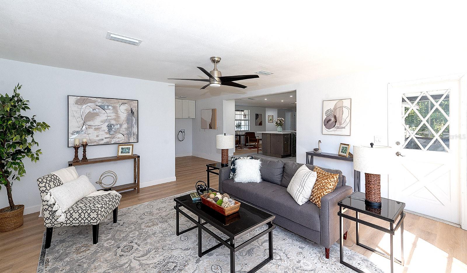 GOLDEN ACRES - Residential