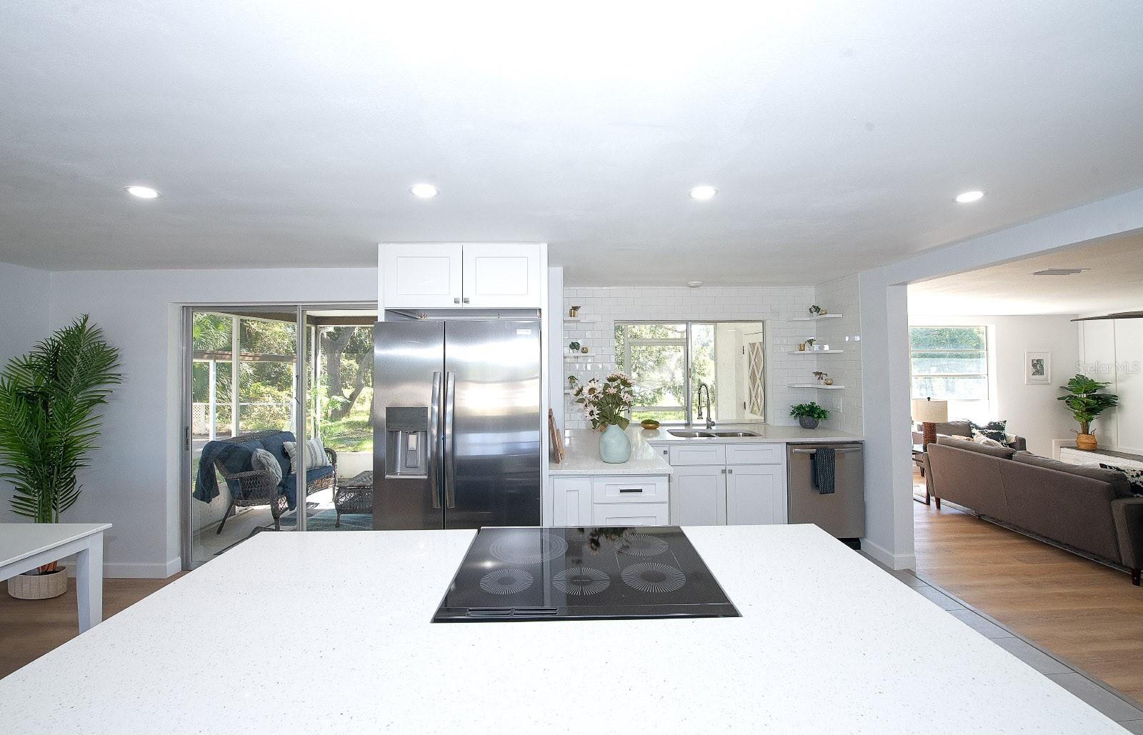 GOLDEN ACRES - Residential