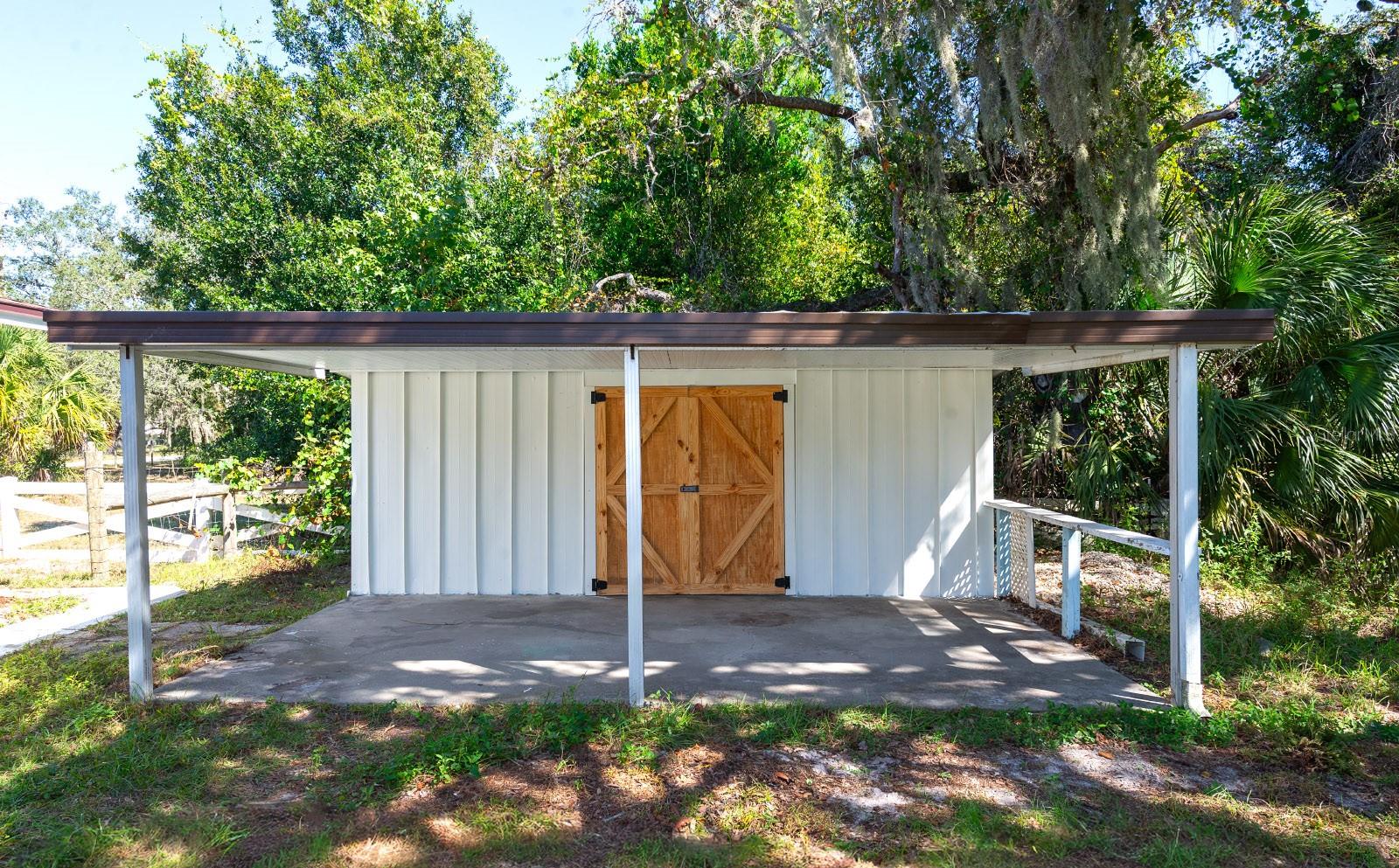 GOLDEN ACRES - Residential