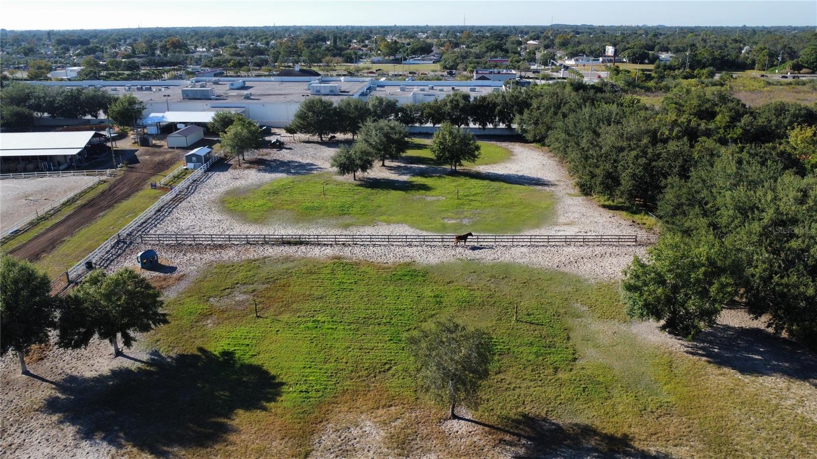 GOLDEN ACRES - Residential