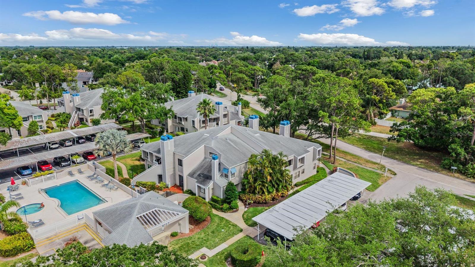 MAIDSTONE CONDO - Residential