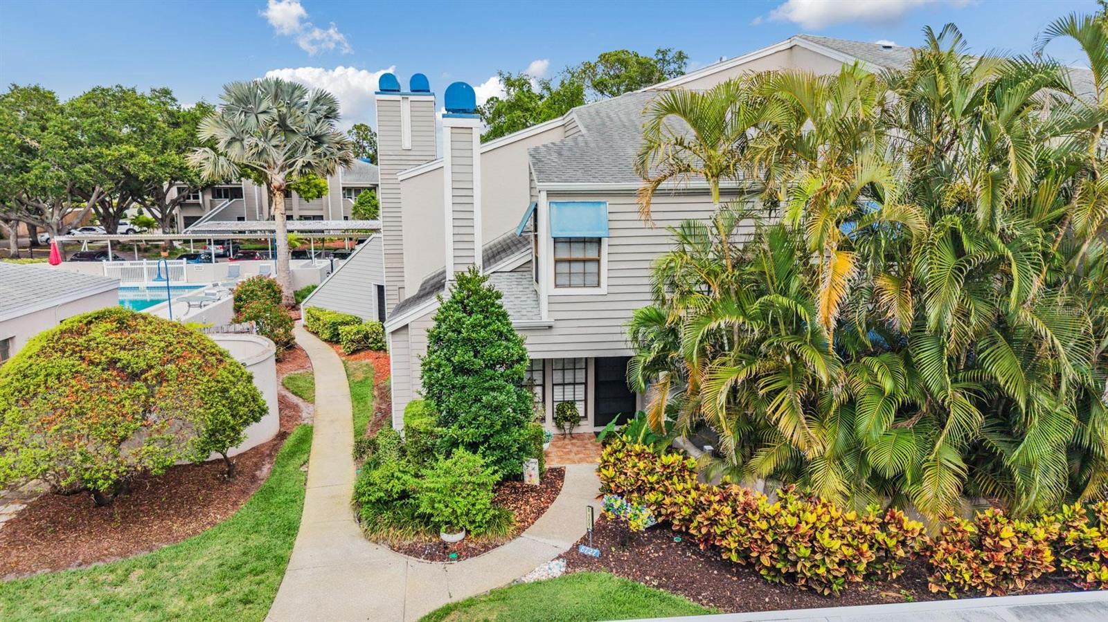 MAIDSTONE CONDO - Residential