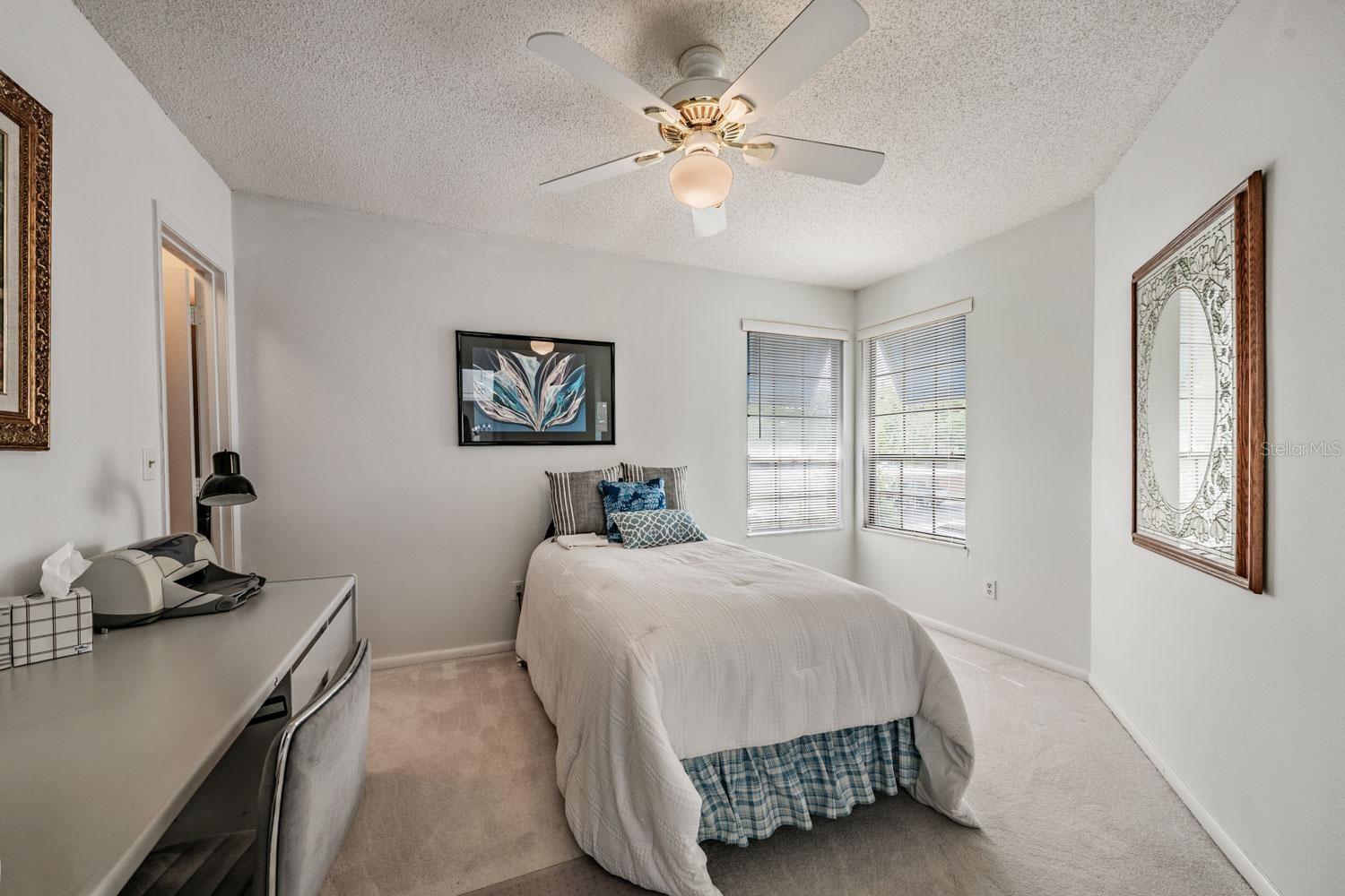 MAIDSTONE CONDO - Residential